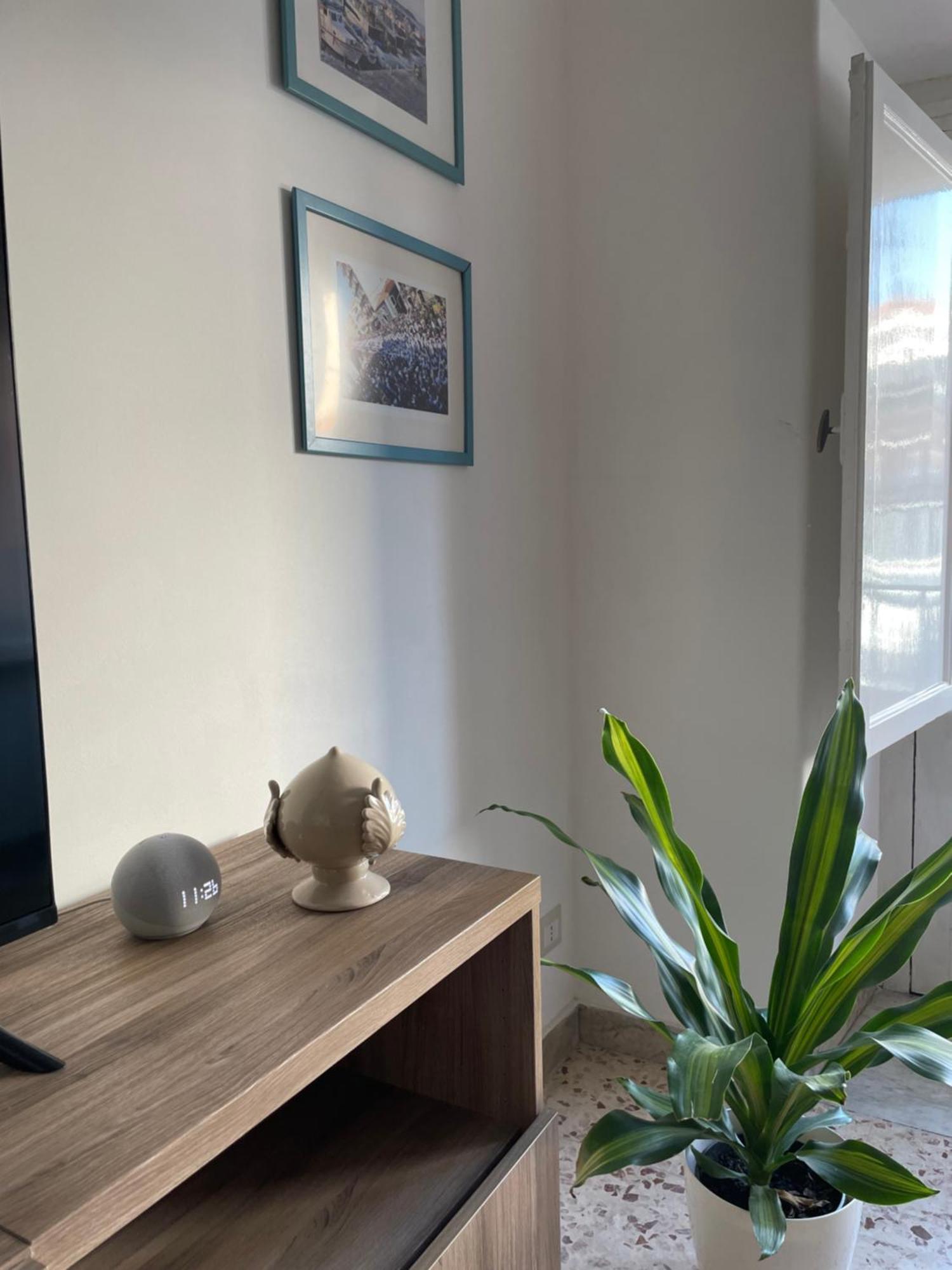 Lorenzo'S House Catania City Centre - Comfortable Large Apartment With 2 Bedrooms And 2 Baths, Close To Trains, Metro And Bus Station Exterior foto